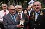 Povodom 70.-godišnice Velike Pobjede nad fašizmom odlikovani su crnogorske veterane koji su učestvovali u Drugom svjetskom ratu Povodom 70.-godišnice Velike Pobjede nad fašizmom odlikovani su crnogorske veterane koji su učestvovali u Drugom svjetskom ratu