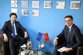 O sastanku Ambasadora Vladislava V. Maslenikova sa predsjednikom izborne liste „Crne na bjelo“  Dritanom Abazovićem